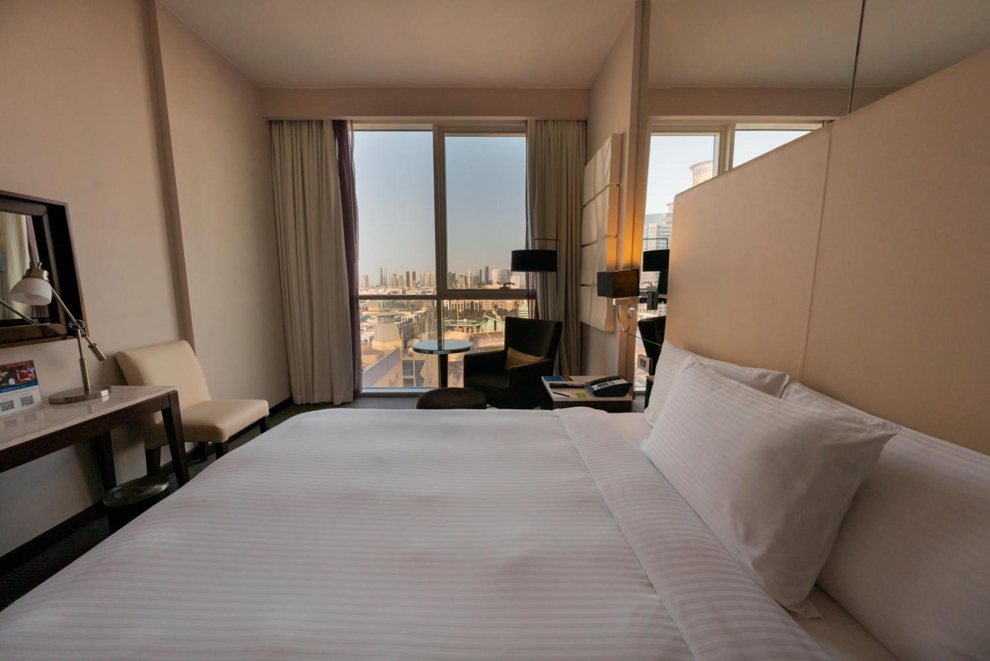 Hotel Centro Al Manhal By Rotana Abu Dhabi Exterior foto